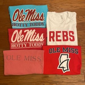 Ole Miss SS Tshirt group- XL ❤️💙🌟